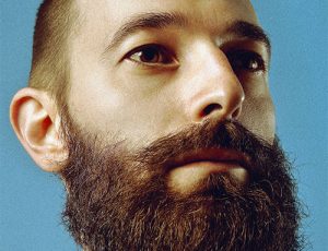 Fausto Lama, ex Coma Cose, ha pubblicato una canzone solista contro «le derive gossip»