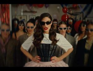 La più richiesta della 11ª settimana dell’anno: DITONELLAPIAGA – CHE FASTIDIO!