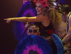 Una canzone con Chris Martin per Kylie Minogue